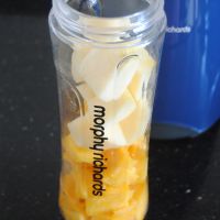 芒果思慕雪#黑人牙膏多效护理一招制胜#的做法图解1