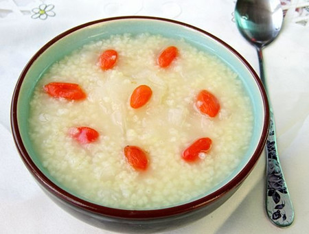 懒人减肥粥 每天一碗甩掉10斤肉