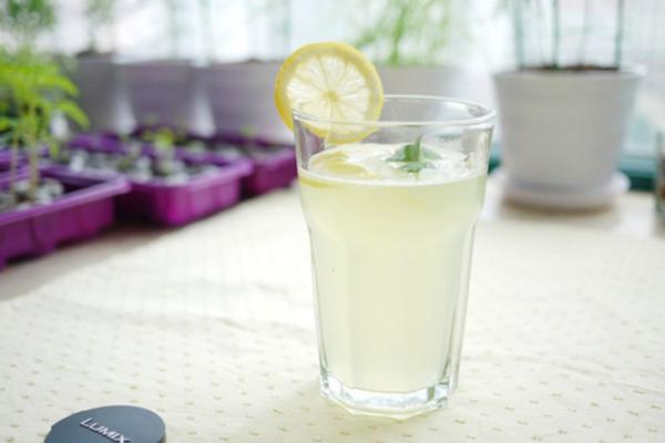 柠檬水的做法