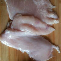减肥餐  黑胡椒鸡胸肉的做法图解1