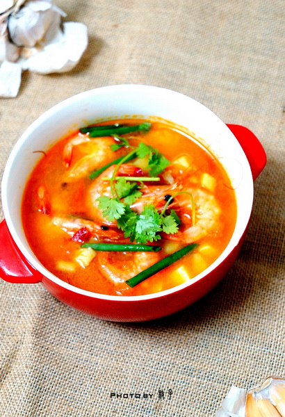 番茄土豆鲜虾汤的做法