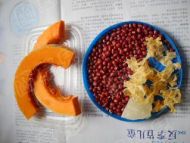 红豆南瓜银耳羹的做法步骤1