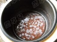 红豆南瓜银耳羹的做法步骤3