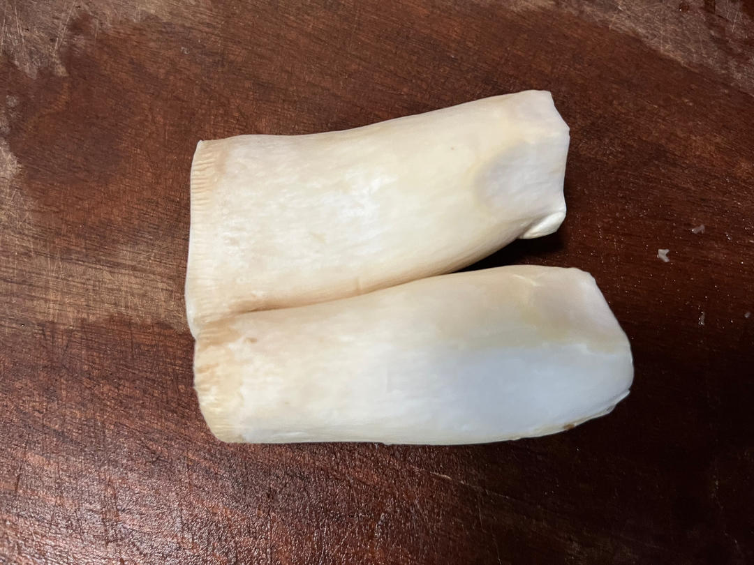 减脂一定要吃的无面炒面😋低脂低卡杏鲍菇伪炒面的做法 步骤1