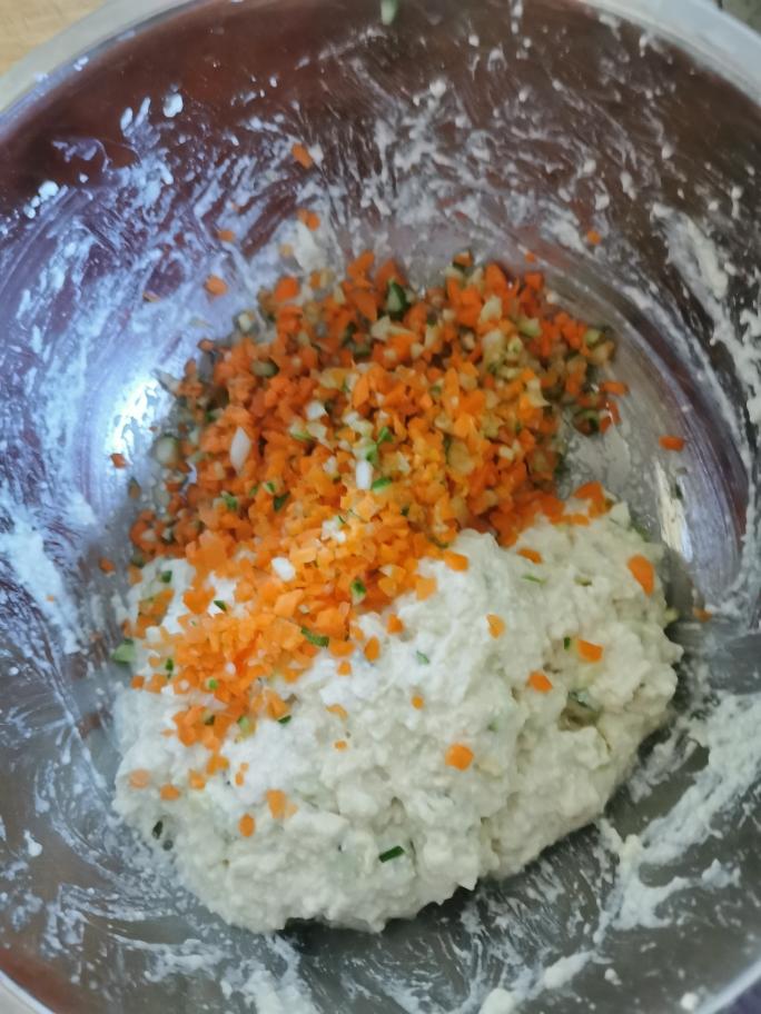 豆腐蔬菜饼（低脂低卡健康减肥餐）的做法 步骤1