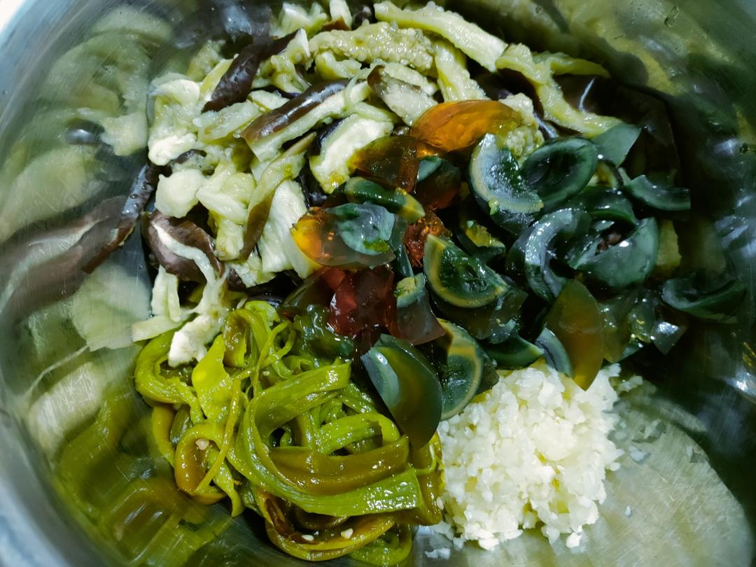 皮蛋辣椒擂茄子少油低脂版夏季下饭凉拌菜减肥餐的做法 步骤6