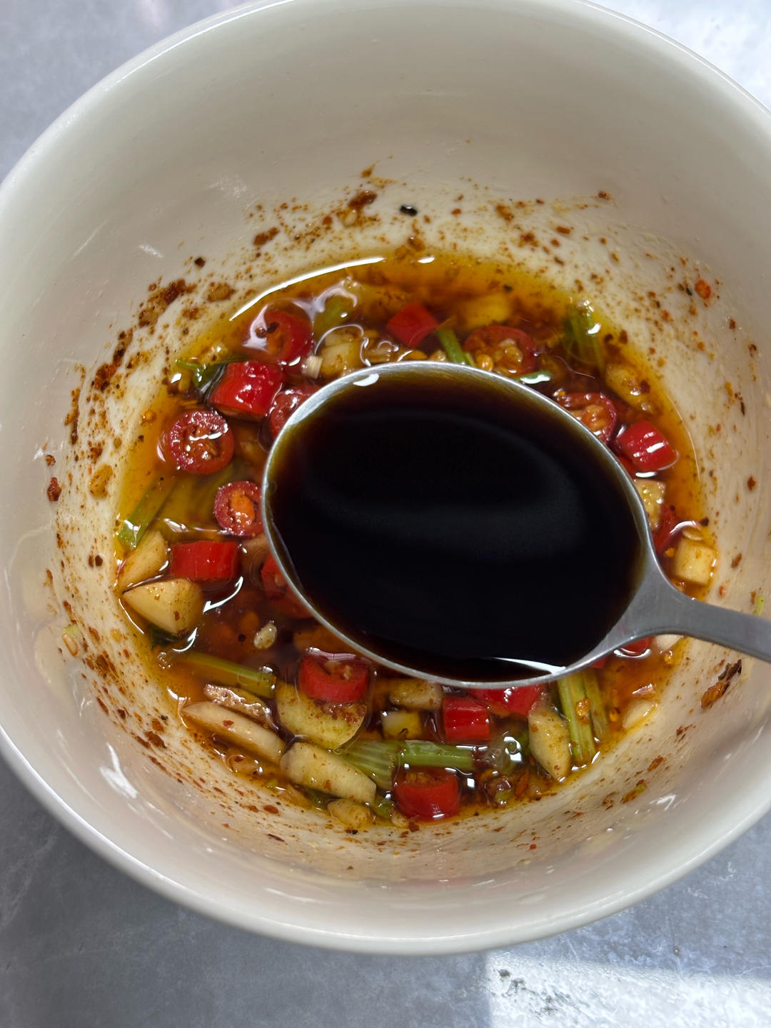 凉拌鸡胸肉丝的做法 步骤5