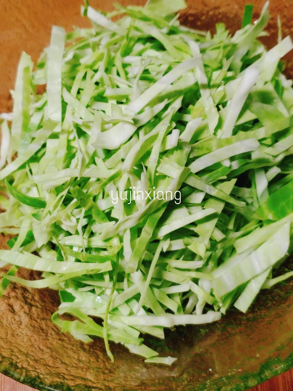 🔥受日本女性喜爱的包菜皮烧卖❗（健康减肥餐❗一吃就上瘾❗）的做法 步骤3