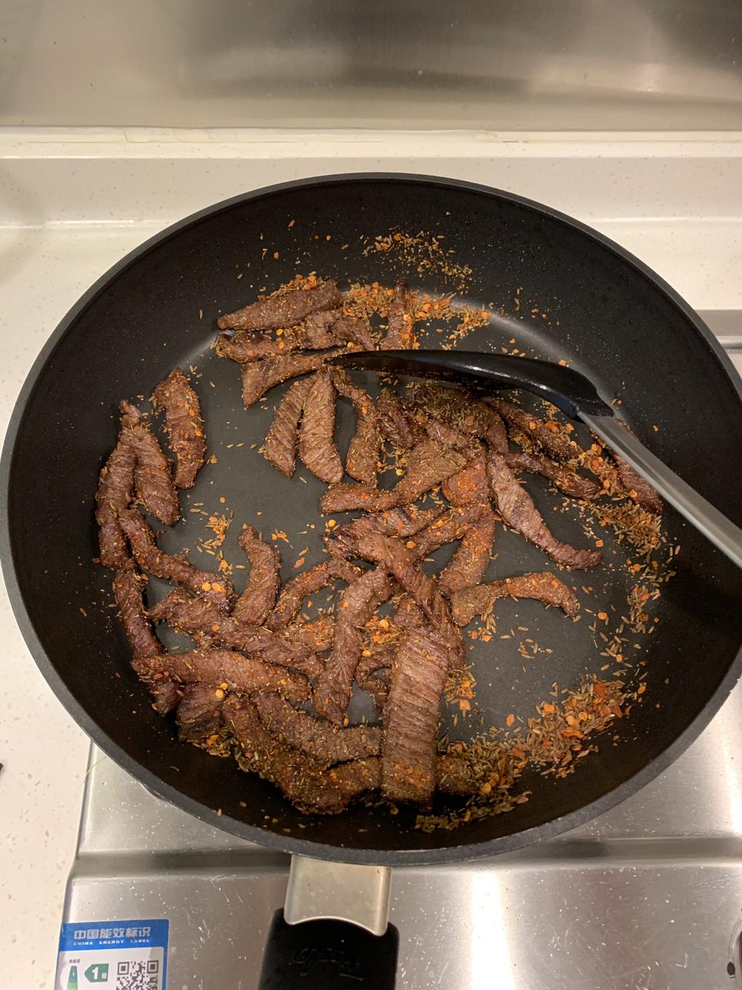 健身增肌减脂餐—烧烤牛肉的做法 步骤7