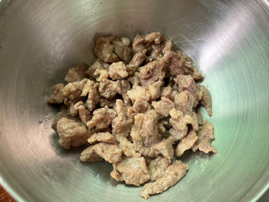 减脂也可以吃的生菜牛肉拌饭🥬🥩🍚吃饱还能瘦的做法 步骤6