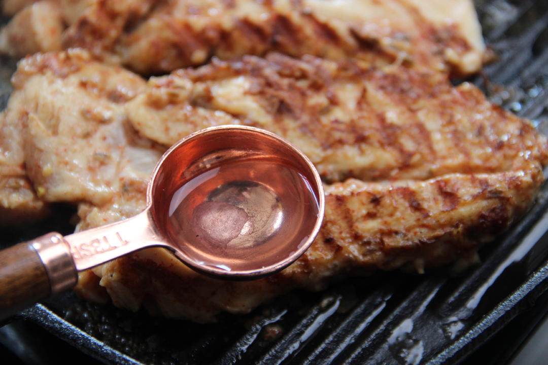 不放一滴油煎超级嫩的孜然鸡胸肉❗️减脂瘦身的做法 步骤4