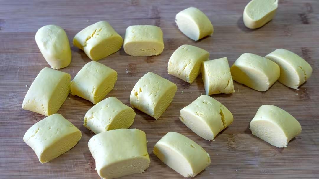 低脂减肥餐“南瓜糕” 好吃易消化 无油版的做法 步骤6