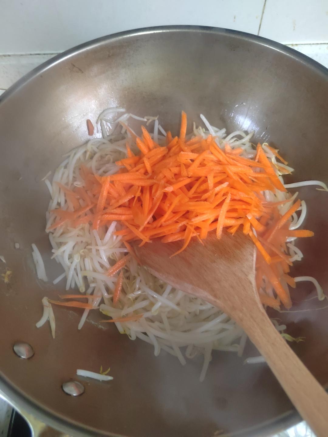 减肥菜炒合菜的做法 步骤6