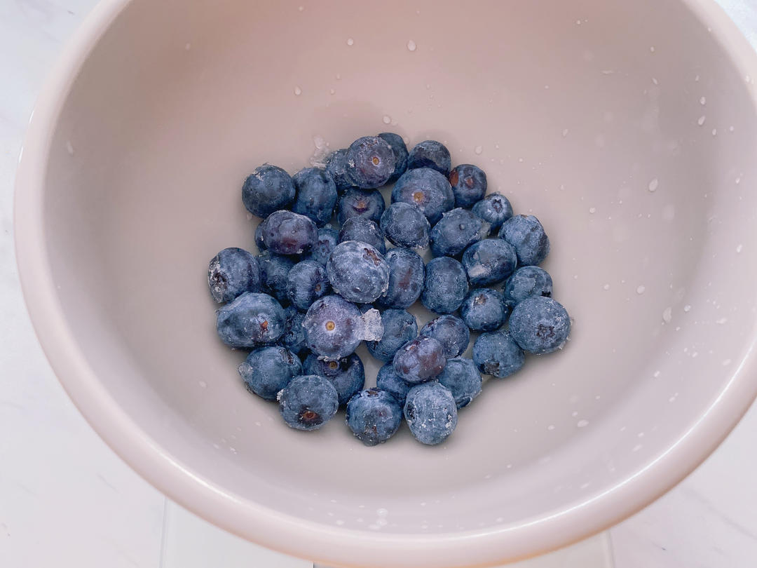 🫐Whole wheat blueberry bagel 🥯全麦蓝莓奶酪贝果🥯低脂低卡🫐减肥减脂早餐面包的做法 步骤2