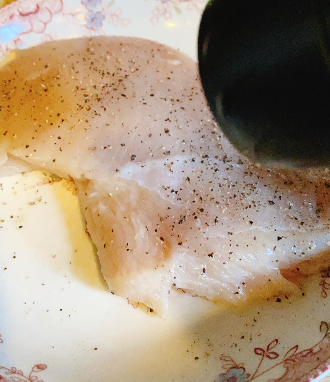 减肥餐一低卡鸡胸沙拉的做法 步骤4