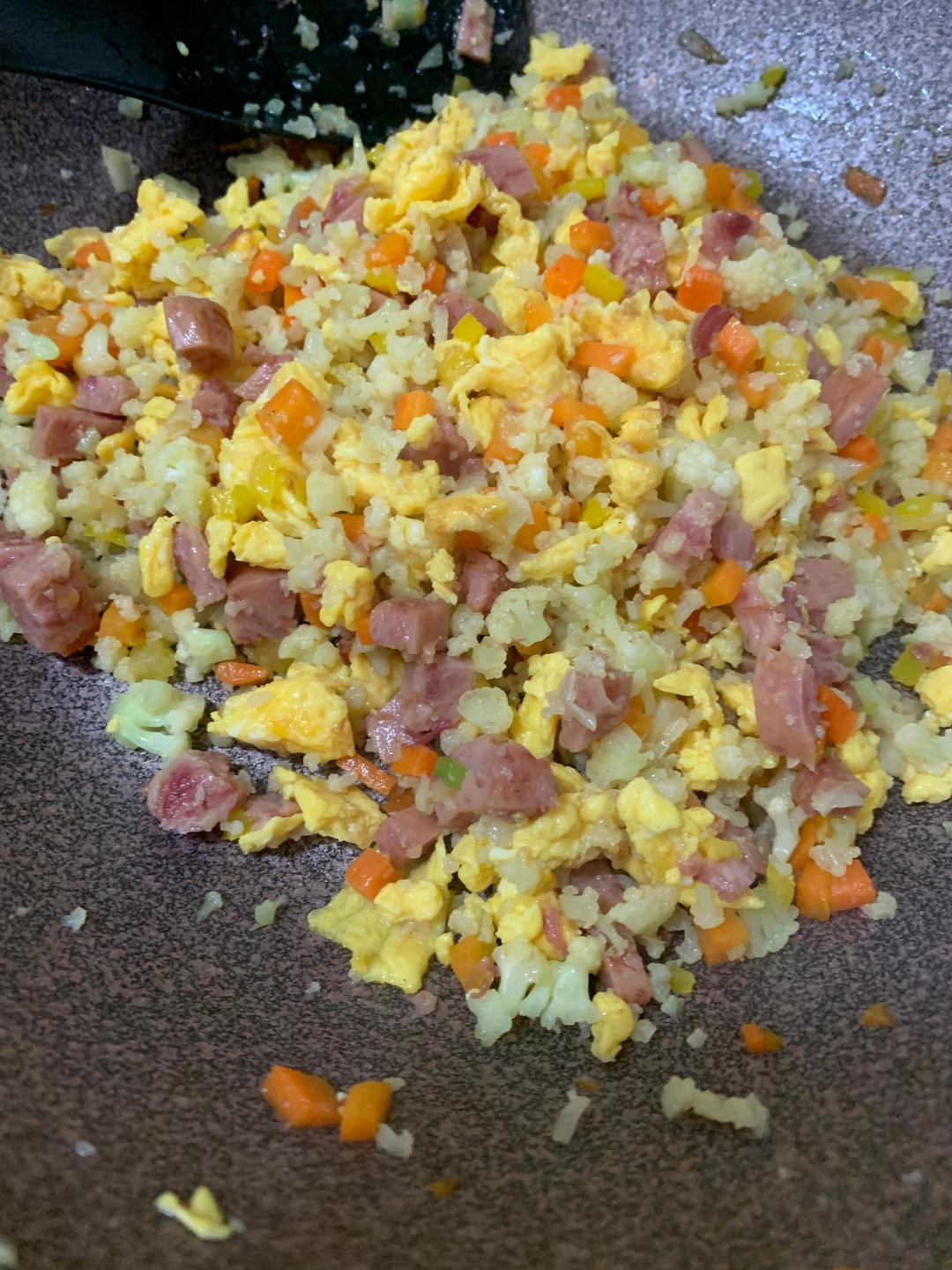 椰菜花炒飯（減肥炒飯）的做法 步骤12