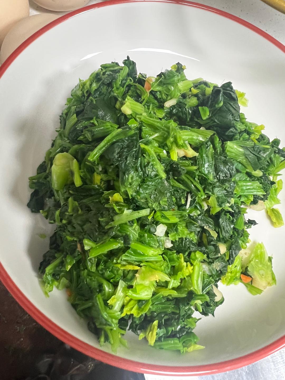 减脂餐之完美主食：素四样菜团子（菠菜版）的做法 步骤2