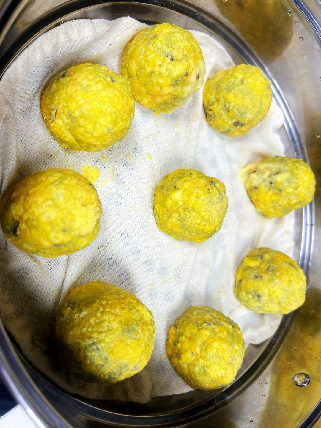 减脂餐之完美主食：素四样菜团子（菠菜版）的做法 步骤17