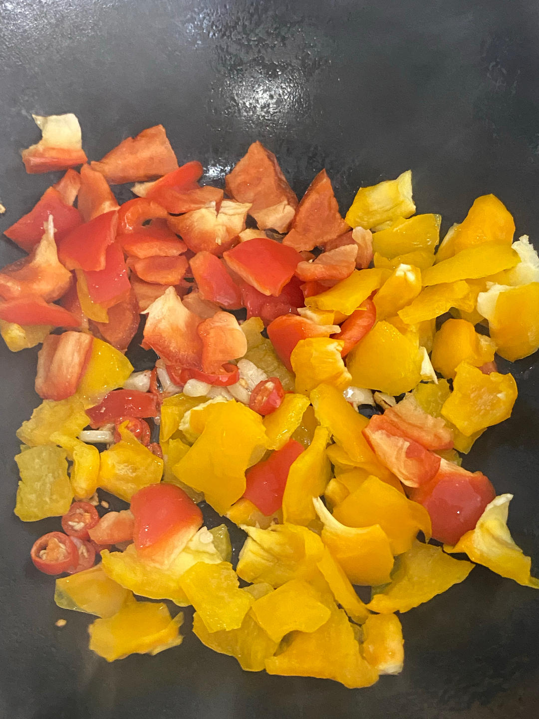 高维C彩椒炒虾仁 加备菜15分钟的减脂餐的做法 步骤4