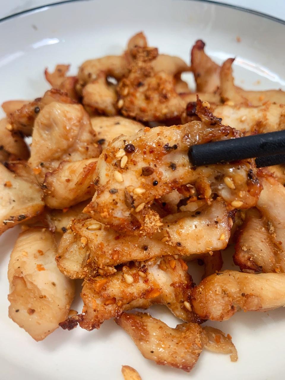 减脂餐|空气炸锅烤鸡胸肉，低脂低卡的做法 步骤5