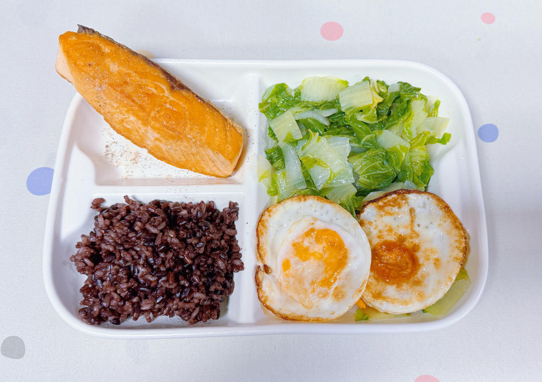 我的日常减脂餐，最普通的食材，做最健康的美食的做法 步骤1