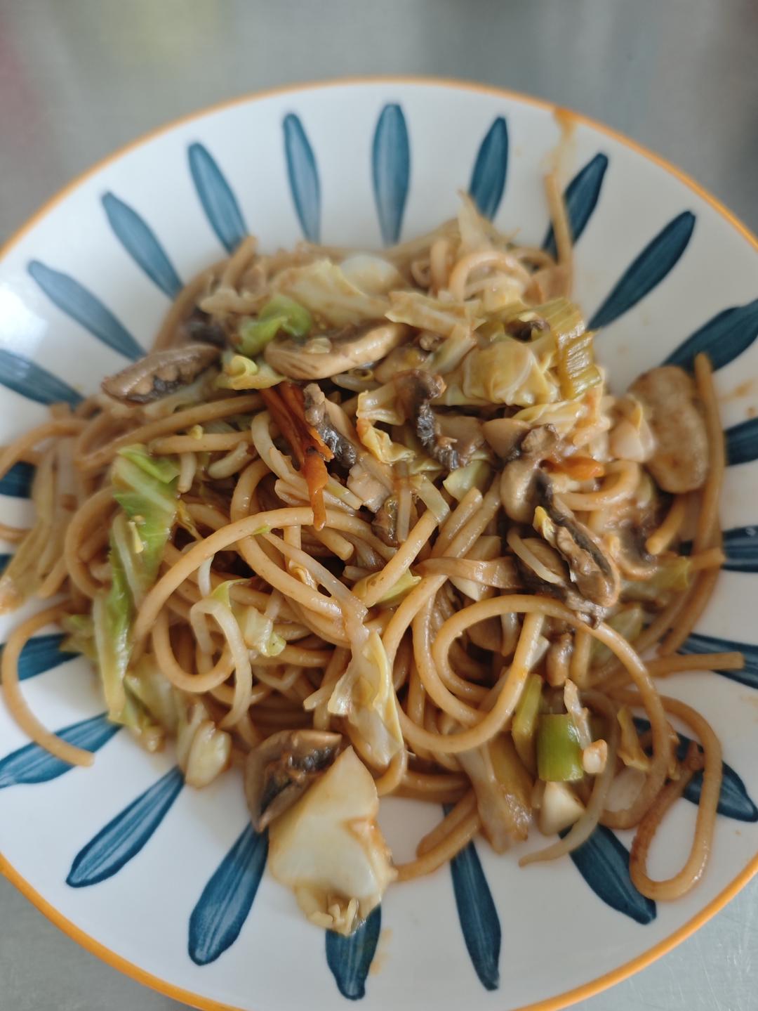 高性价比之减肥版～青蔬炒意面的做法 步骤6