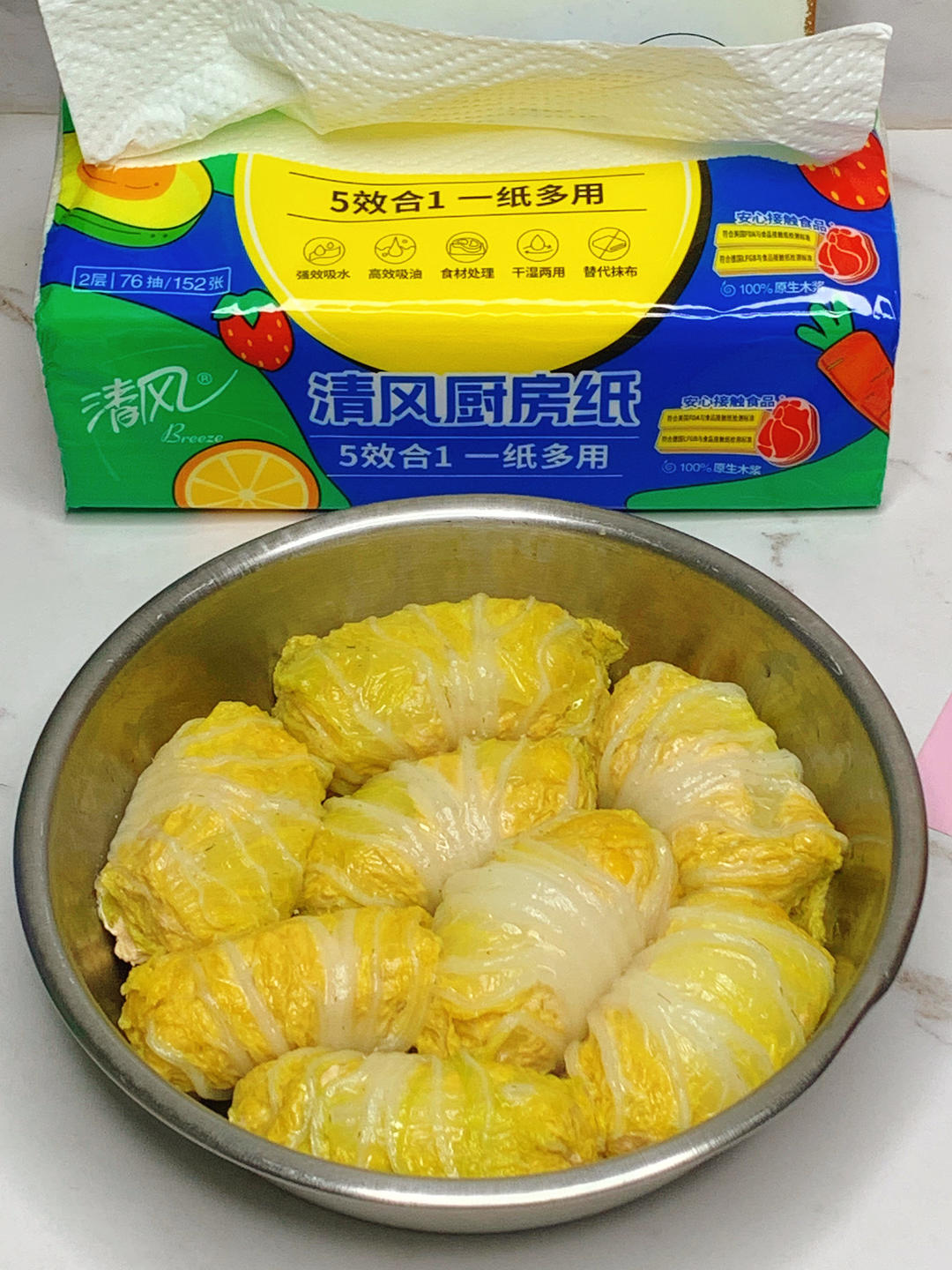 低脂营养减脂餐～白菜鸡肉卷！鲜嫩多汁巨美的做法 步骤2