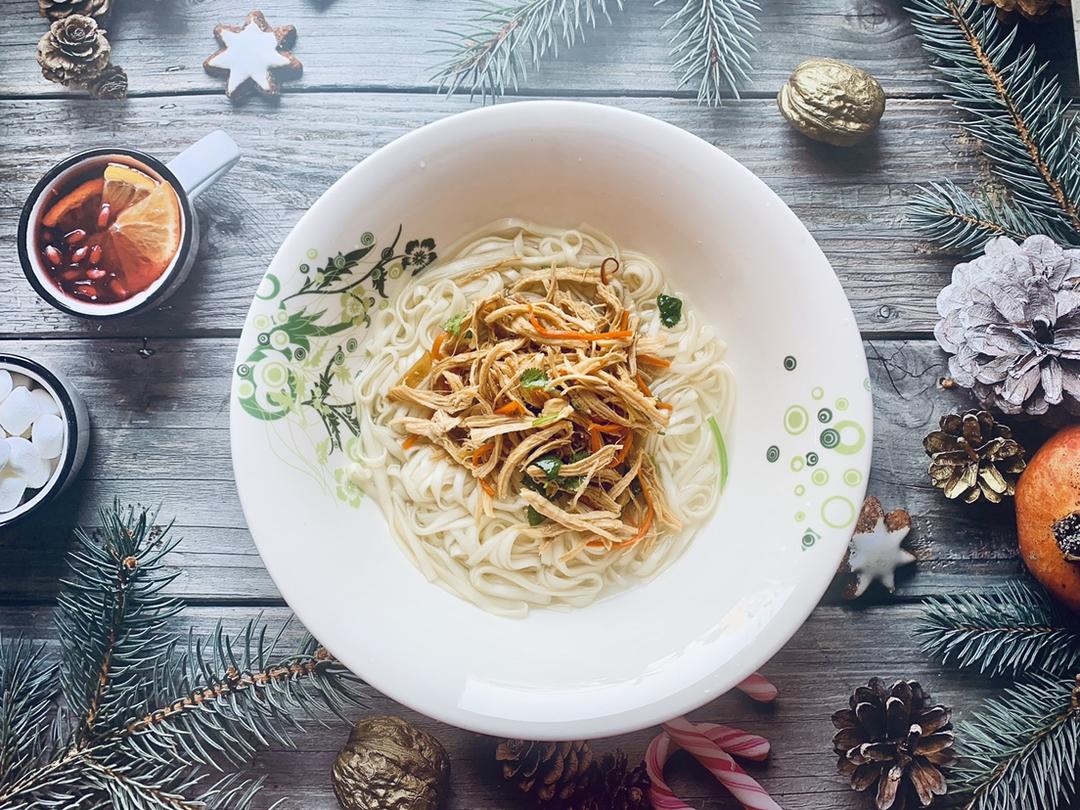 凉拌鸡丝（新手减肥餐）的做法 步骤8