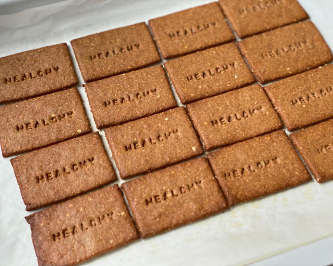 全麦红豆薏仁饼 减肥零食 北鼎食谱 无糖全麦饼干 椰子油的做法 步骤15