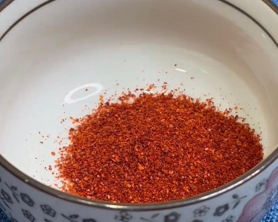 凉拌鸡丝～麻辣鲜香，开胃下饭，高蛋白低脂肪，很受减肥人士喜爱的做法 步骤11