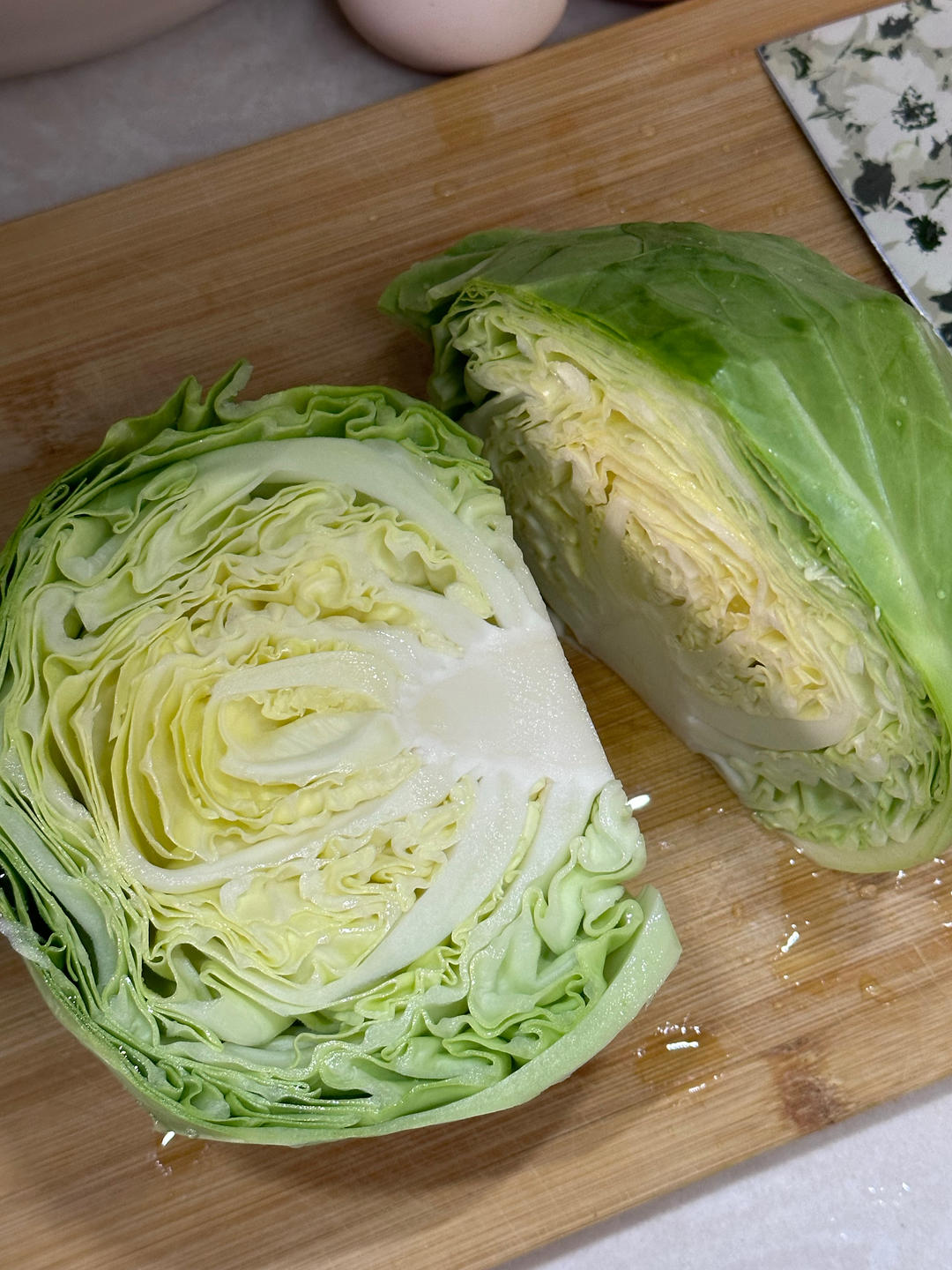 包菜炒豆皮鸡蛋（减脂餐）的做法 步骤2