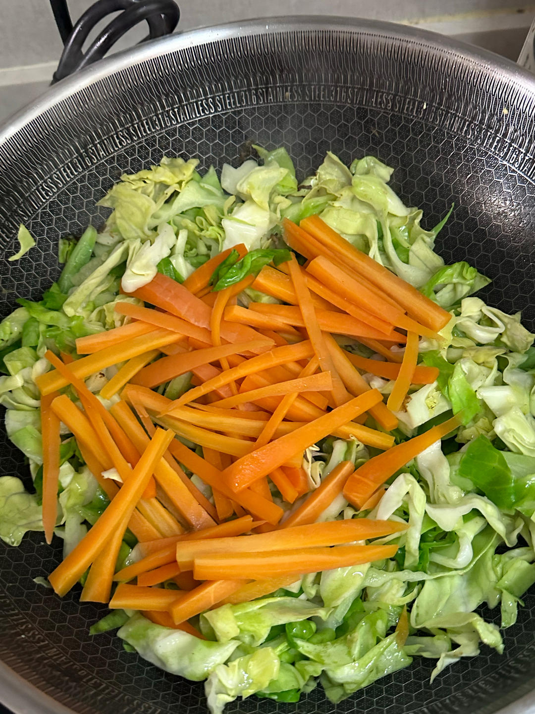 包菜炒豆皮鸡蛋（减脂餐）的做法 步骤12