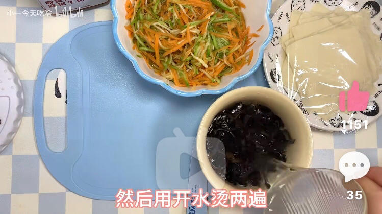 减脂餐-宿舍蒸蛋器素包的做法 步骤7