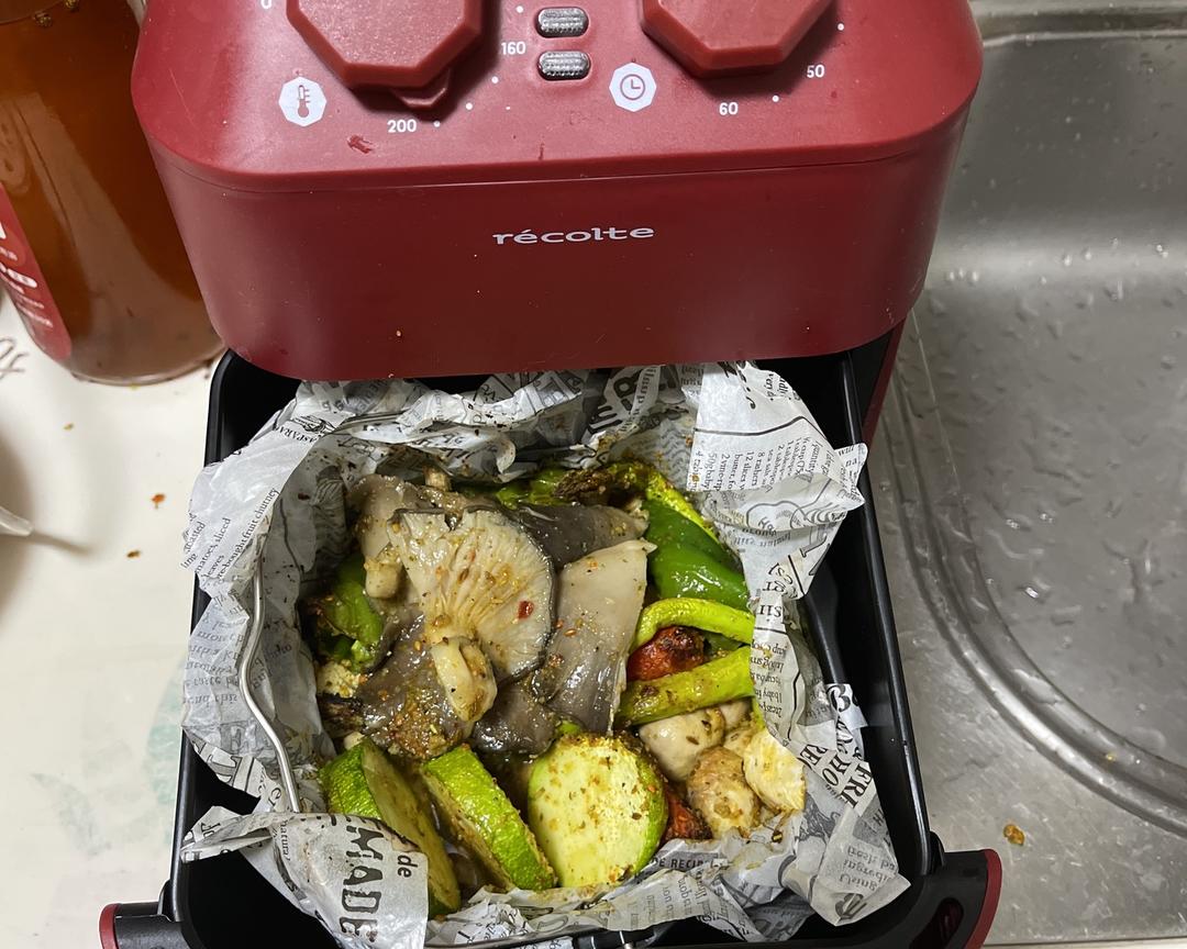 味好美-空气炸锅缤纷烤蔬菜-（可以作为减肥餐哦）的做法 步骤4