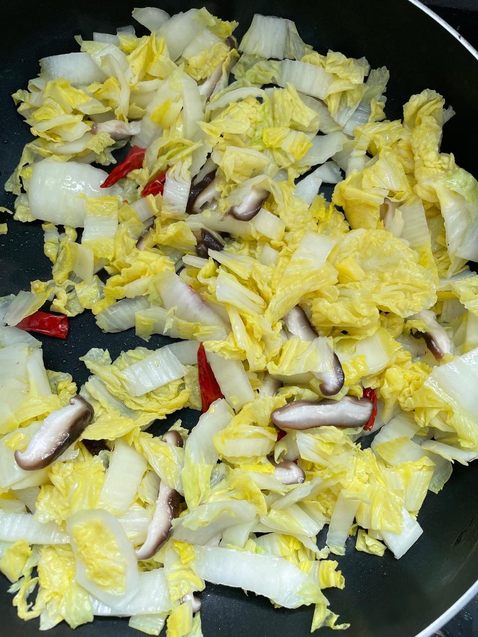 春日减肥餐～白菜烧香菇的做法 步骤6