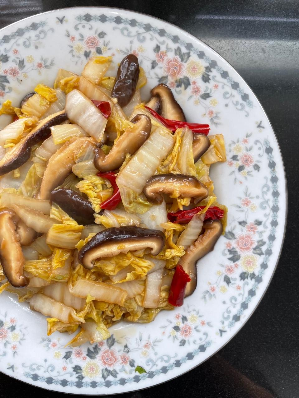 春日减肥餐～白菜烧香菇的做法 步骤8