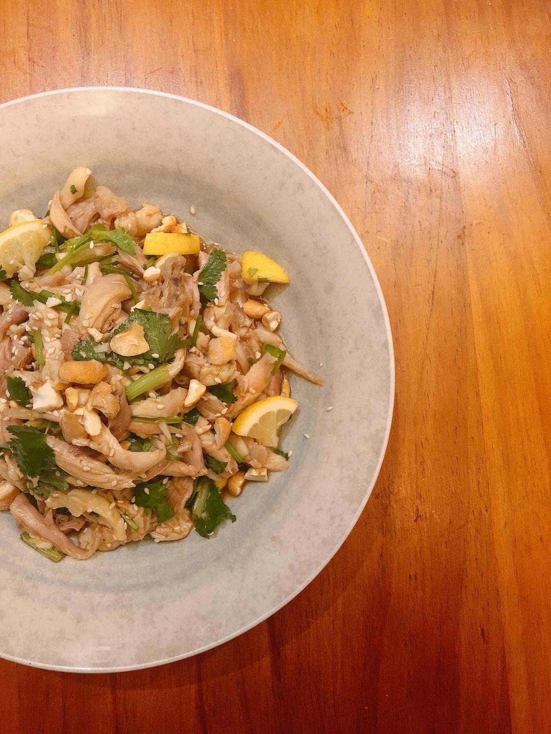 柠檬拌鸡丝『清新餐桌的减肥菜』手撕鸡腿的做法 步骤9